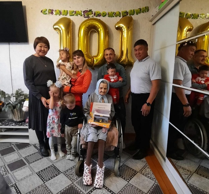 В Еравне Анна Васильевна Максимова отметила 101-й день рождения!.